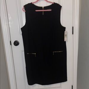 Elegant Black Sleeveless Dress